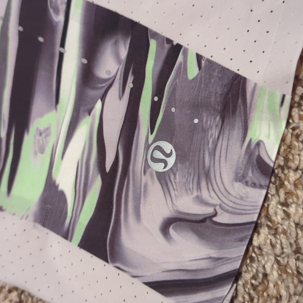 Lululemon Swift Ventilated Running Tank - Picture 5 of 5